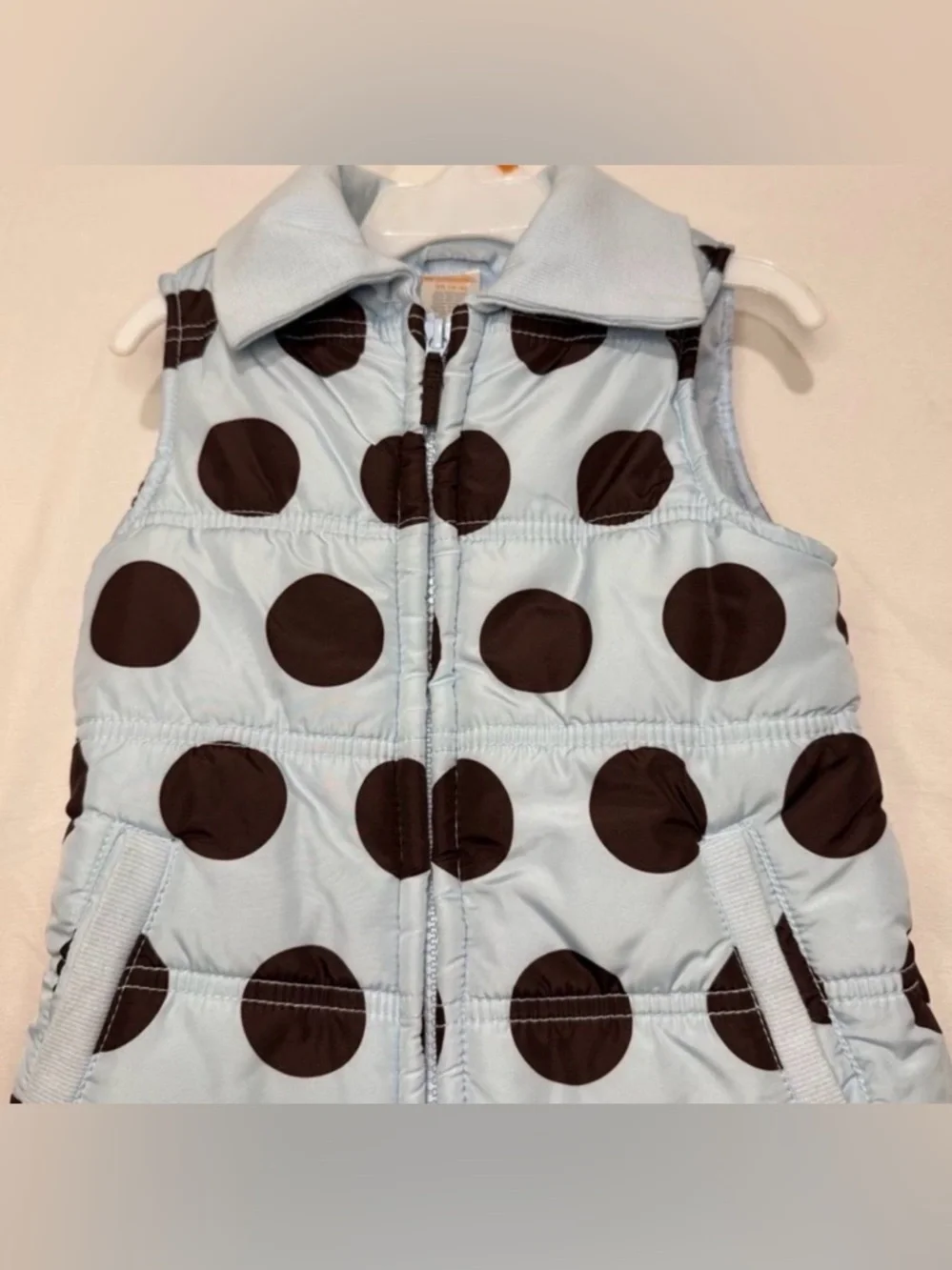 Girls Gymboree Polka dot Puffer vest size XS(3-4)